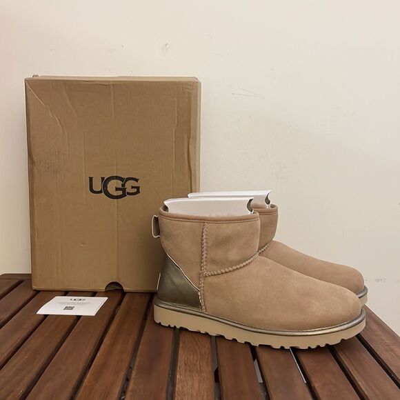 UGG Classic Mini Shine Boots Brown/Metallic Women Size 7 - Picture 1 of 15